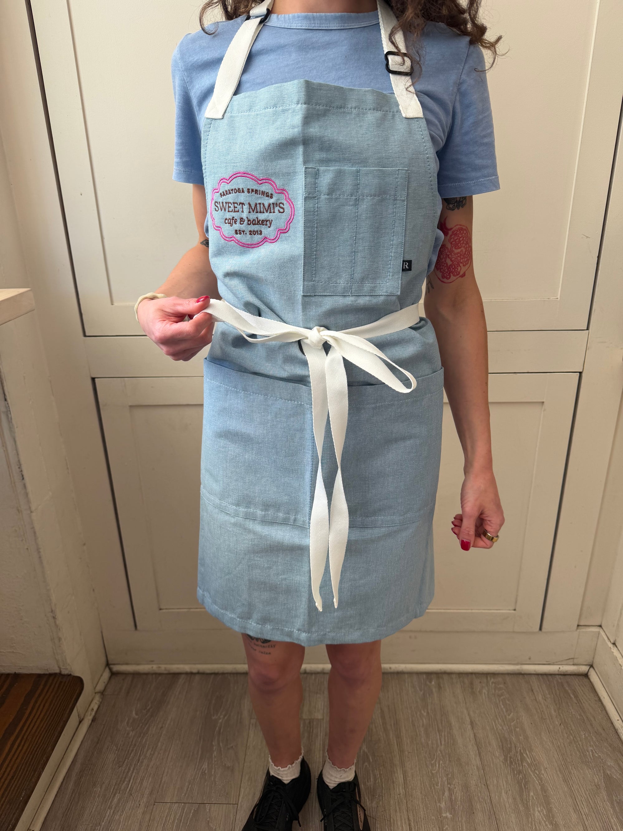 Sweet Mimi's Cafe &amp; Bakery Apron (One Size)